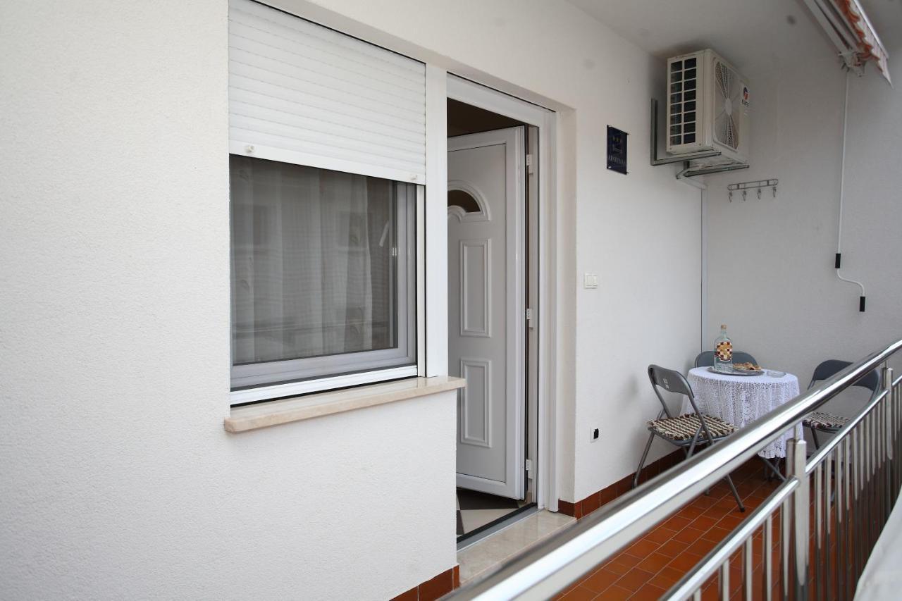 Angelina Apartman Kastela Exterior photo