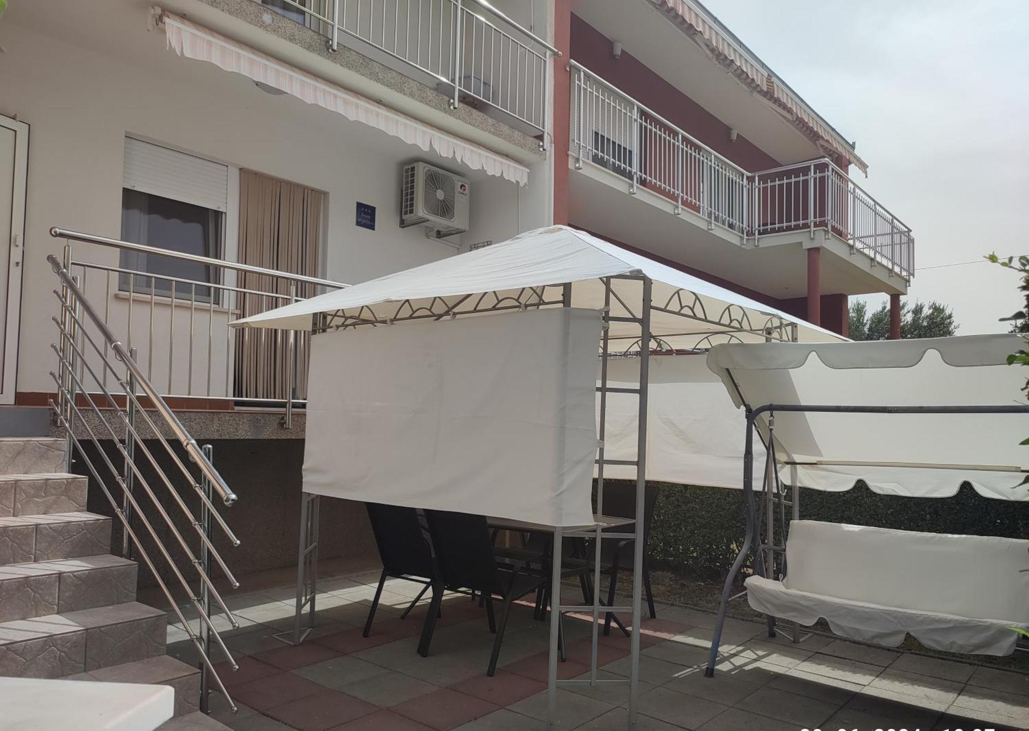 Angelina Apartman Kastela Exterior photo